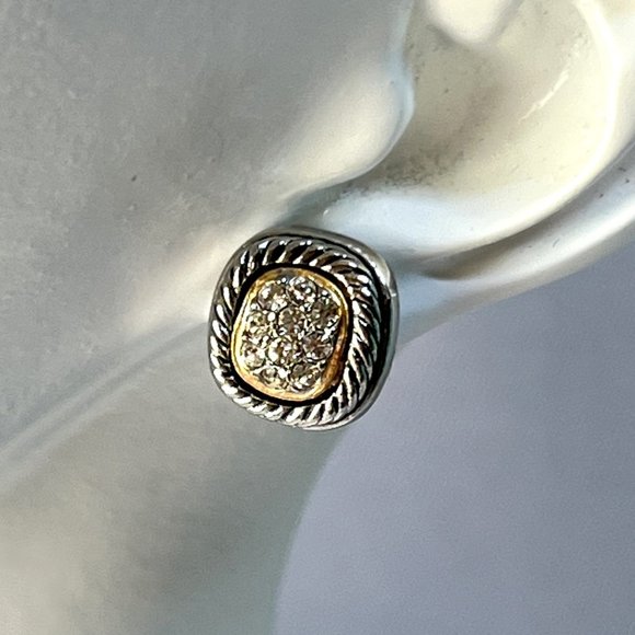 Lot of 4 Stud Pierced Fashion Earrings Unisex Adults Teen Child - Picture 3 of 5